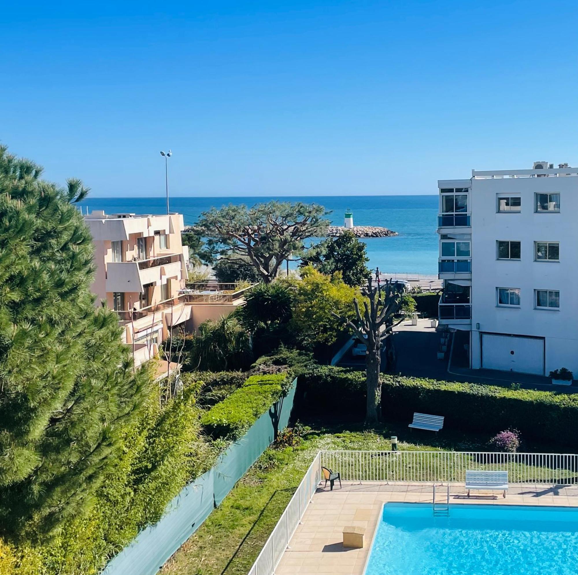 Residence Mediterranee - Beachfront - Sun And Seaview - Pool - Private Parking Cagnes-sur-Mer Buitenkant foto